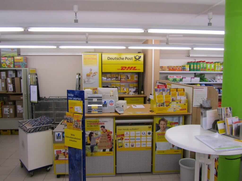 Deutsche Post- und DHL-Filiale im Hülbener Dorfladen